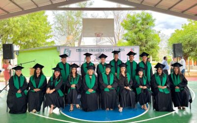 Cuando los sueños se comparten, se alcanzan: familia culmina el bachillerato en COBAES 80 “Siete Ejidos”