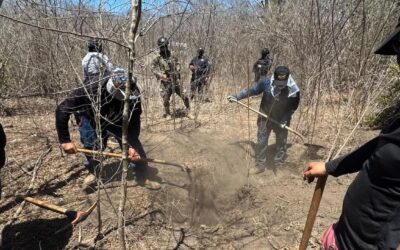 Localizan fosa clandestina al sur de la ciudad de Mazatlán.