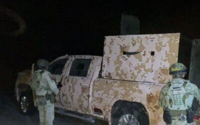 Militares aseguran camioneta blindada clonada, un arma y municiones en la sierra de Rosario