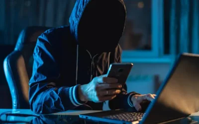 Tecnología: ¿herramienta o riesgo? Llama Rigoberto Velázquez a tener pensamiento crítico ante la IA y redes sociales