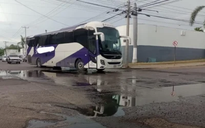 JUMAPAM y Protección Civil revisan derrame causado por particular