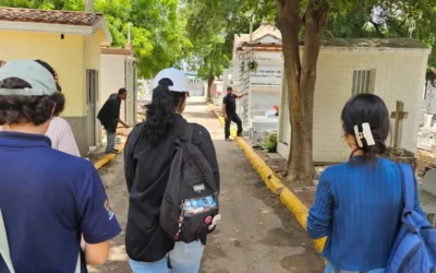 Panteones, uno de los mayores focos de dengue en Sinaloa; necesario trabajar en ellos, señalan investigadores y alumnos de la UAS.