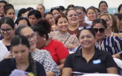 DIF Mazatlán entrega apoyo económico a 200 madres solteras