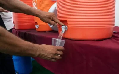 Mantiene Sinaloa puntos de hidratación ante calor; cuatro centros de salud continúan cerrados por violencia