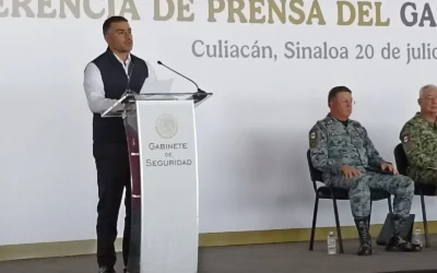 Invita Estrella Palacios a la ciudadanía a sumarse al programa ‘Mazatlán te quiero limpio’.