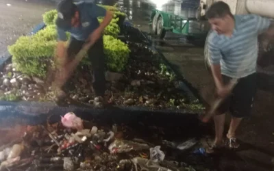 Recolecta Servicios Públicos Municipales 16 toneladas de desechos sólidos tras lluvias de esta noche del lunes.