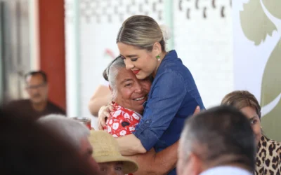 Atiende Estrella Palacios y su Equipo del Bienestar en Villa Unión.