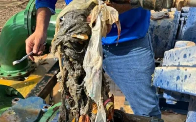 Tras la tormenta que azotó Mazatlán, JUMAPAM retira basura que saturó los cárcamos