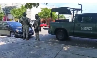 Detienen a dos en inmediaciones del palacio de gobierno