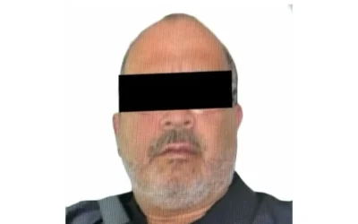 Por asociación delictuosa , operaciones con recursos de procedencia ilícita órdenes de aprehensión contra ex director de PEMEX