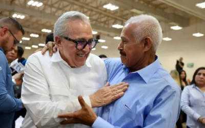 Gobernador Rocha reconoce labor de servidores públicos estatales en la atención a la ciudadanía.