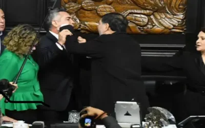 No me toques! Noroña y ‘Alito’ se van a los golpes en el Senado .