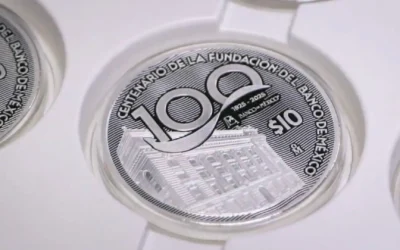 Banco de México celebra su centenario con moneda conmemorativa de plata