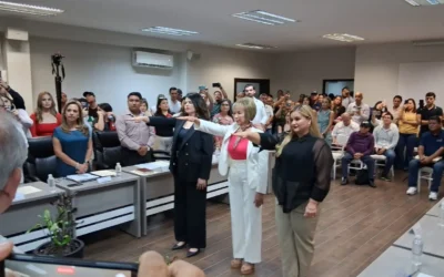 Toman protesta suplentes de regidoras suspendidas en Ahome