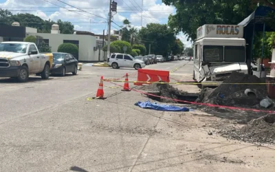 Alertan riesgo de más socavones en el centro de Guasave por infraestructura obsoleta