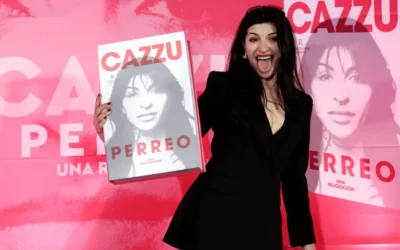 ¿Indirecta para Nodal? Cazzu presenta su nuevo libro