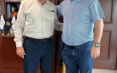 José Paz López y Jesús Madueña establecen acuerdos en beneficio del equipo de baloncesto ‘Tebacas de Badiraguato’