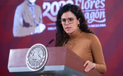 Morena acusa a Lilly Téllez de “traición a la patria”