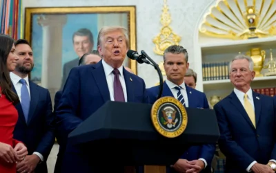 Trump anuncia ataque contra barco con drogas procedente de Venezuela