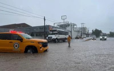 Protección Civil realiza trabajos de auxilio a población derivado de las lluvias registradas.
