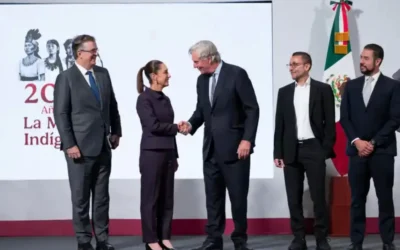 Plan México avanza : anuncian inversión de 4 mil 800 mdd dw CLOUDHQ para construcción de seis centros de datos en Querétaro .