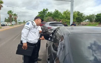 Elaboran más de 50 boletas en operativo contra polarizados, en Los Mochis