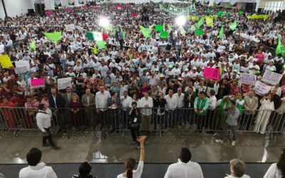 Presidenta Claudia Sheinbaum anuncia apoyo del gobierno de México para pagar a docentes de San Luis Potosí .