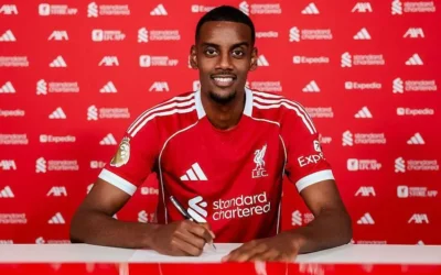 Bombazo en la Premier: Alexander Isak ficha por el Liverpool en récord histórico