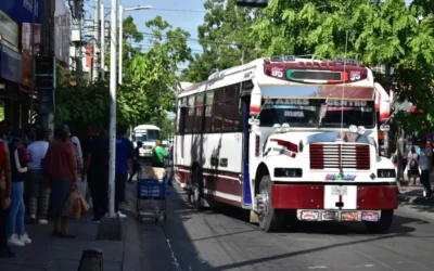 Rocha Moya garantiza seguridad para choferes durante festejos patrios