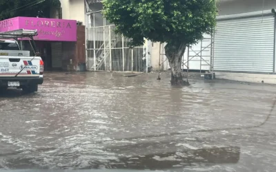 Guasave enfrenta emergencia por drenaje obsoleto; alcaldesa anuncia mayor inversión para el 2026.