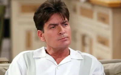 Charlie Sheen celebra 8 años limpio y deja atrás al «brujo con sangre de tigre»