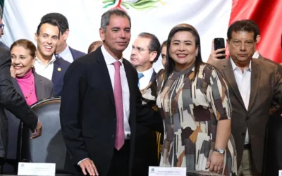 Diputada Ana Ayala participa en la recepción del Paquete Económico 2026 en la Cámara de Diputados.