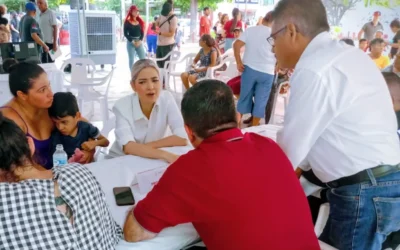 Estrella Palacios y JUMAPAM atienden peticiones de usuarios a través del programa «Contigo Mazatlán
