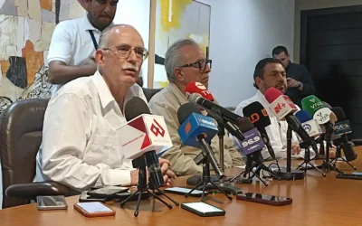 Secretaría de Agricultura establece compromisos con líderes agrícolas de Sinaloa.
