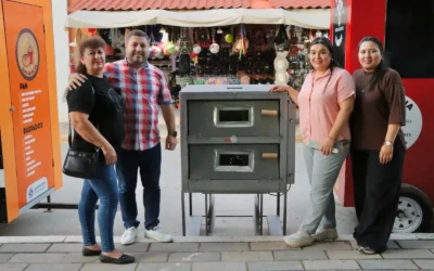 José Paz López entrega carretas y horno a mujeres emprendedoras de Badiraguato