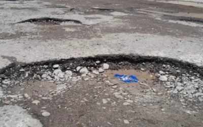 Más de dos mil baches en Ahome consecuencia de lluvias .