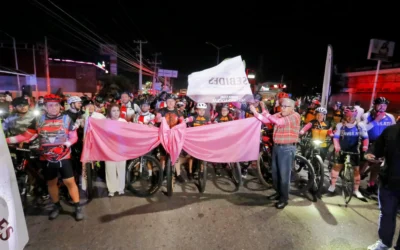 Gobernador Rocha, da el banderazo de inicio de la Rodada Rosa 2025