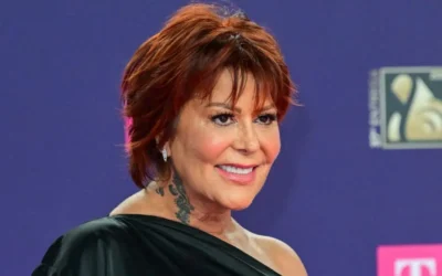 Alejandra Guzmán es operada de la columna vertebral; reportan que salió bien de la cirugía