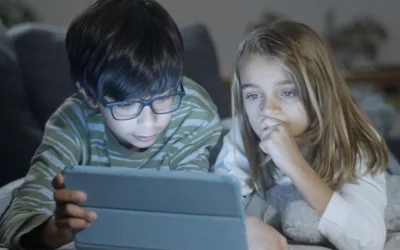 California aprueba ley pionera para proteger a menores del uso de inteligencia artificial