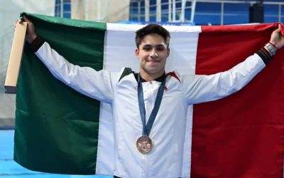 El clavadista mexicano Osmar Olvera hace historia y es nominado al premio Atleta del Año 2025