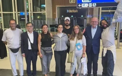 Llegan a México los seis activistas detenidos en Israel tras participar en la Flotilla Sumud