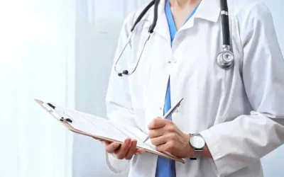 México celebra el Día del Médico con retos persistentes en el sistema de salud