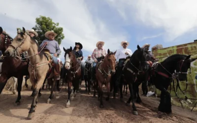 Encabeza Gobernador Rocha Cabalgata de inicio de Expo Feria Ganadera 2025.