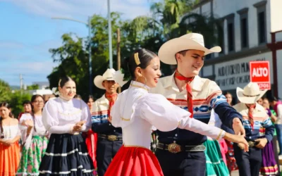 Autoridades de Badiraguato conmemoran el 115 Aniversario de la Revolución Mexicana.
