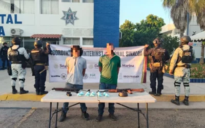 Con armas largas, municiones y droga, Grupo Interinstitucional detiene a 2 civiles en Culiacán