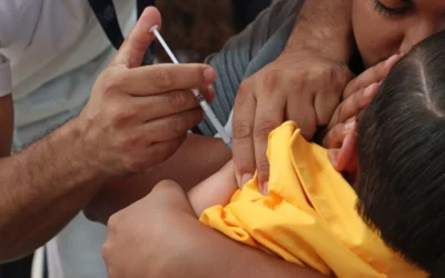 A través de Bienestar Universitario, llega al Jardín de Niños de la UAS la Jornada de Vacunación Antiinfluenza y Covid 2025-2026 del programa PrevenIMSS-Bienestar-UAS.