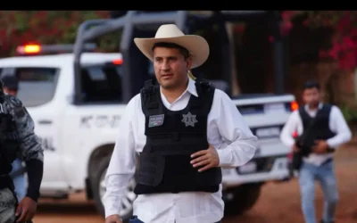 Muere alcalde de Uruapan, Carlos Manzo, tras ser atacado a balazos en Festival de Velas