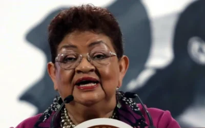 Ernestina Godoy queda al frente de la FGR tras renuncia de Gertz Manero