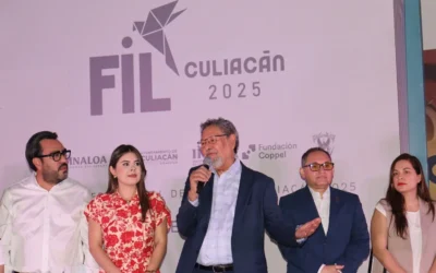 Se hace presente la UAS en la Feria Internacional del Libro Culiacán 2025, llevando cultura, literatura, música y teatro a toda la población en general.