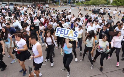 ¡Todo un éxito! Con una entusiasta y nutrida participación de la comunidad rosalina, se llevó a cabo la primera Carrera de Colores, organizada por la FEUAS